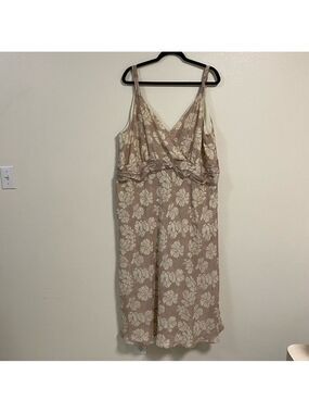 Lane Bryant Sleeveless MIDI Floral print Dress Size 26